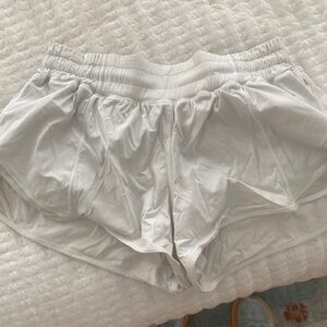 Lululemon Hotty Hot shorts size 4